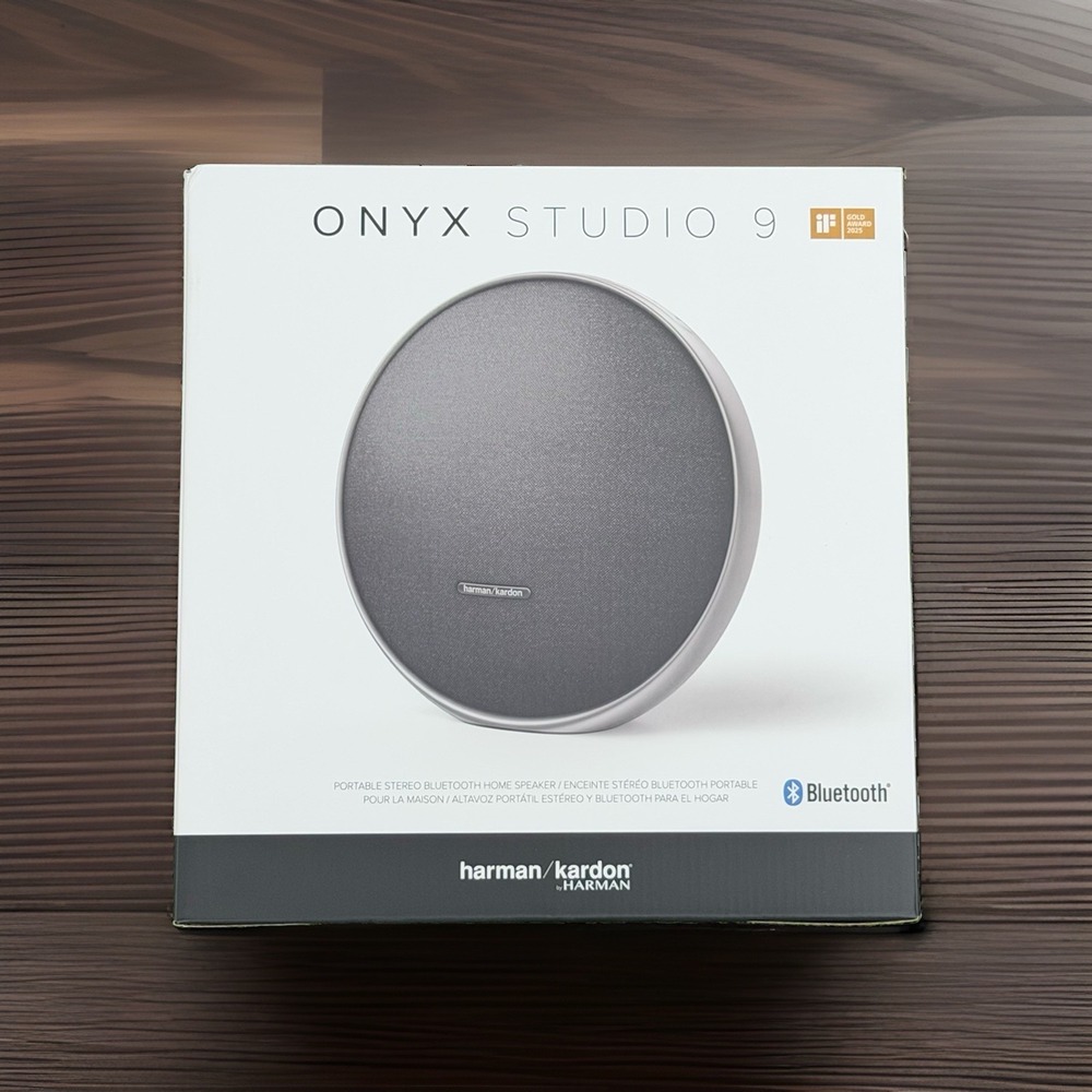 Harman Kardon Onyx Studio 9 Portable Bluetooth Wireless Speaker Black
